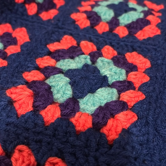 Crochet Granny square bag, Handmade NWOT - Picture 7 of 7